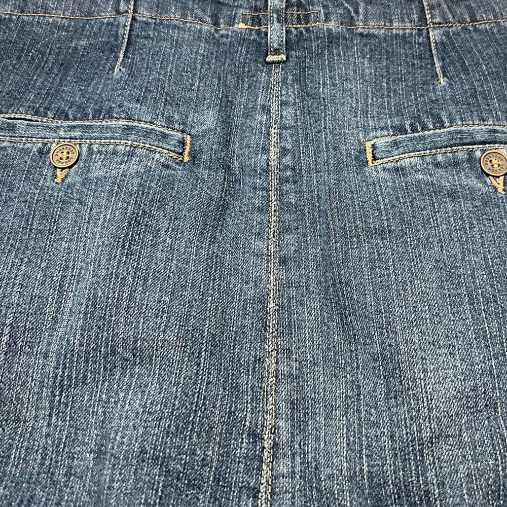 Burberry London Denim Skirt Size Large - Picture 6 of 17